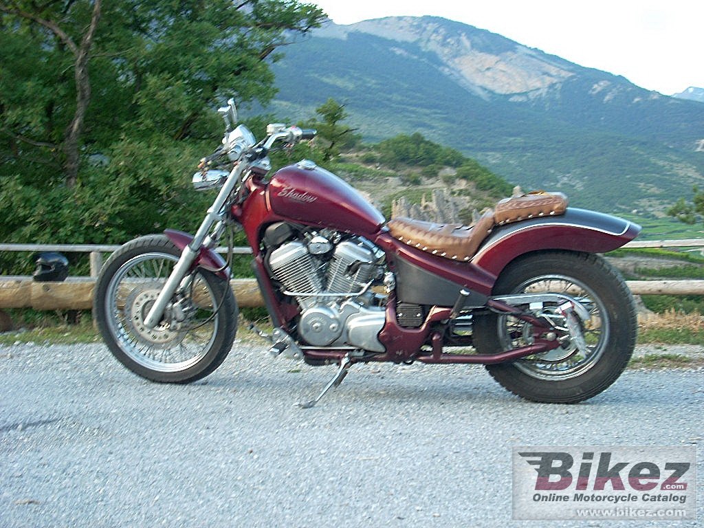 Big nymous user. vt 600 c (reduced effect) picture and wallpaper from Bikez.com
